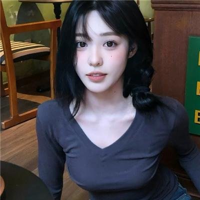 歌唱动荡的青春